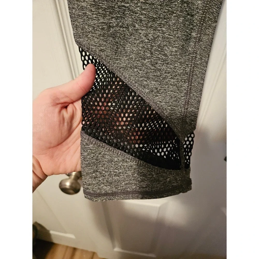 NWT Mira Rae gray cropped leggings lace‎ detail size 10/11